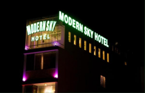  Modern Sky Hotel  Нхатранг